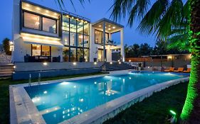 Adorno Luxury Villas