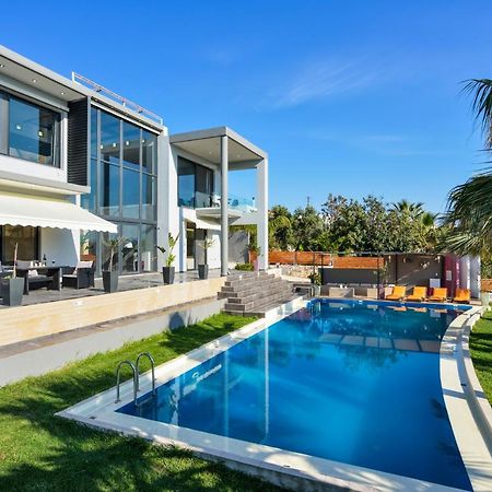 Adorno Luxury Villas Chorafakia Exterior photo