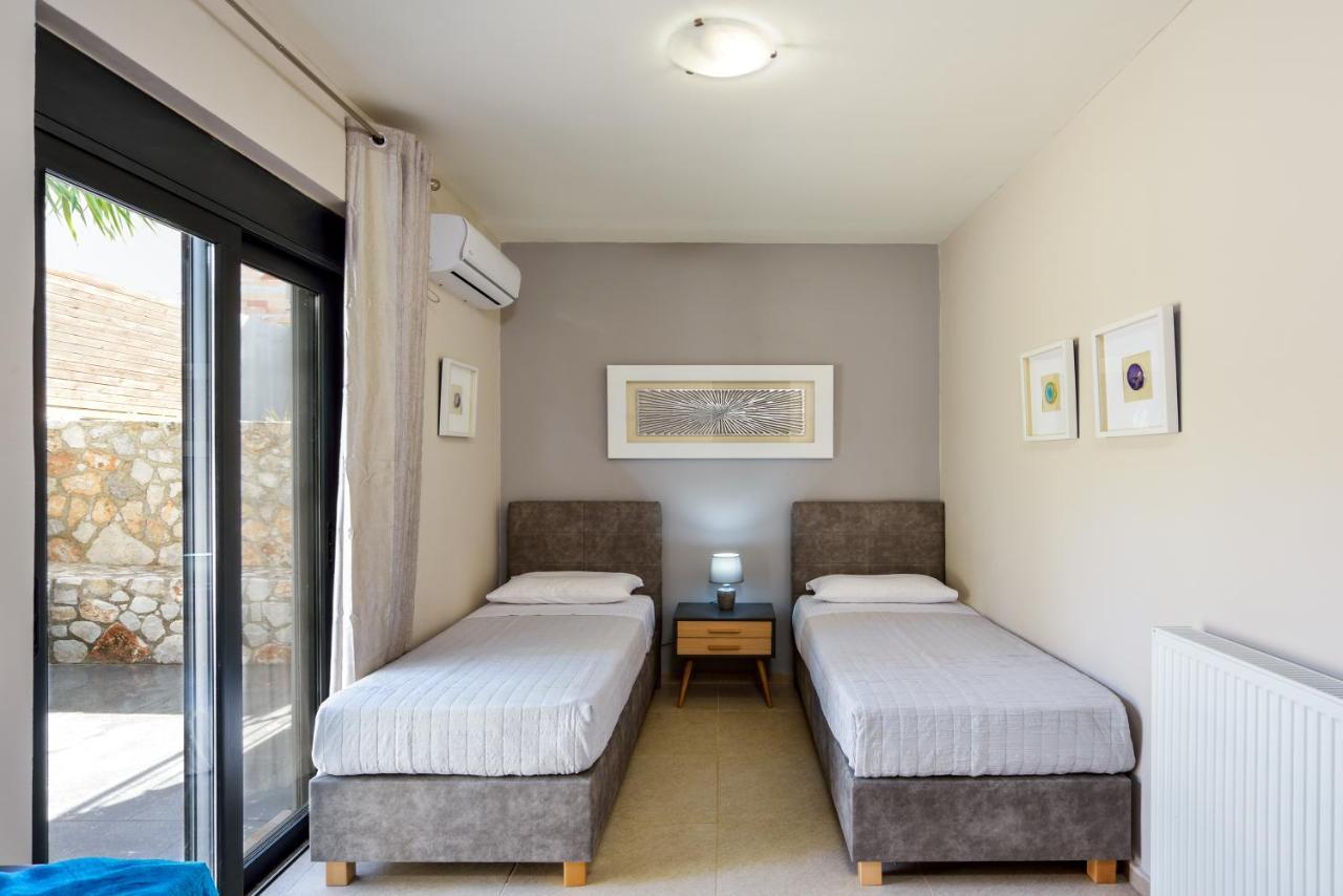 Adorno Luxury Villas Chorafakia Exterior photo
