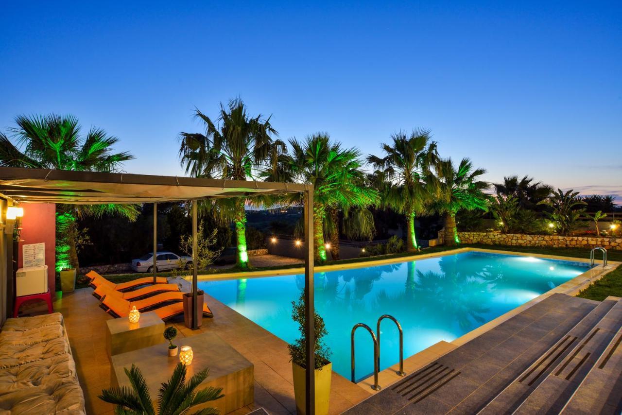 Adorno Luxury Villas Chorafakia Exterior photo
