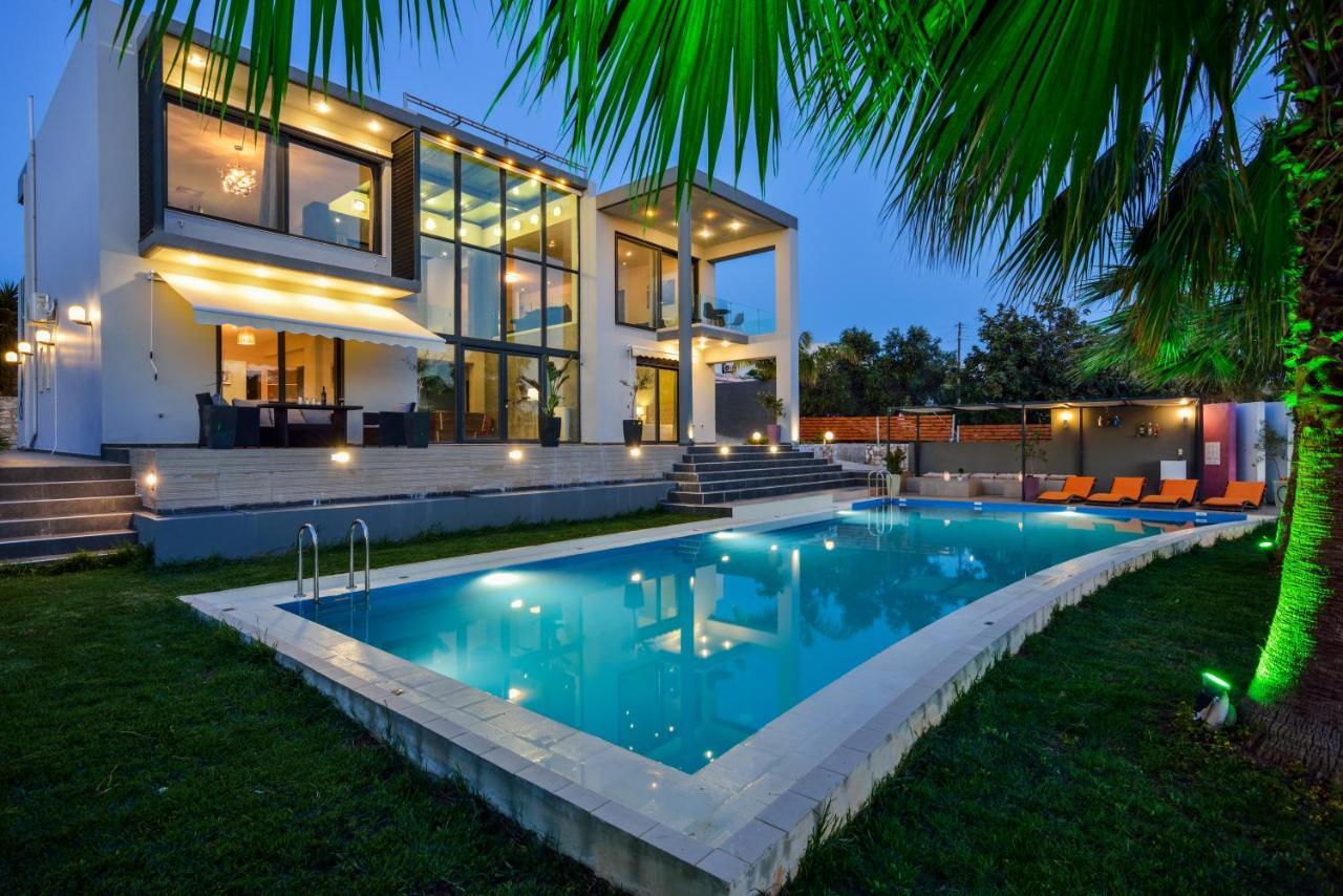 Adorno Luxury Villas Chorafakia Exterior photo